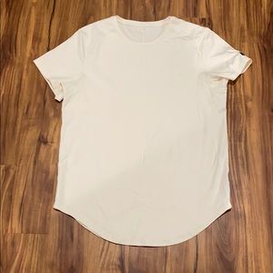 Brand new Alphalete tshirt (1) — XL